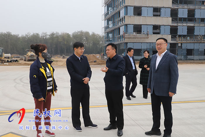 鄭州亞柏智能科技有限公司首席專家胡延霖到民權(quán)通航機(jī)場考察