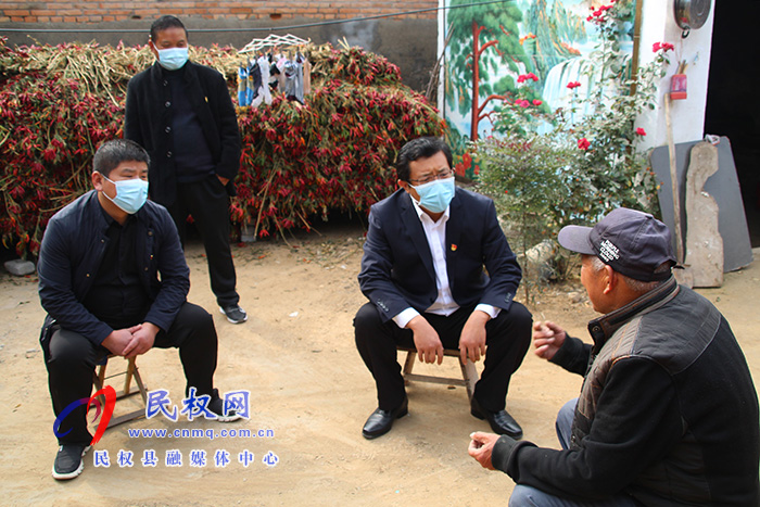 縣委常委、統(tǒng)戰(zhàn)部長李君到花園鄉(xiāng)調(diào)研軟弱渙散村黨組織整頓工作
