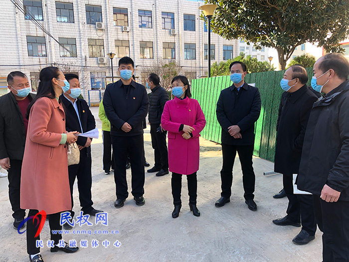 縣委副書記、縣長王靜嫻查看省市縣重點(diǎn)民生實(shí)事、重點(diǎn)項(xiàng)目和“三個(gè)一批”項(xiàng)目進(jìn)展情況