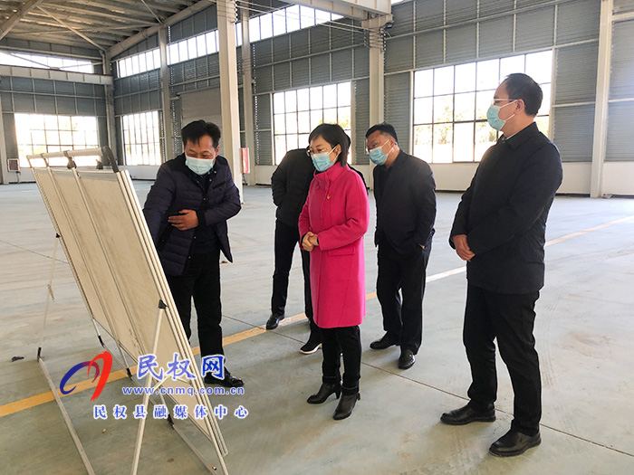 縣委副書記、縣長王靜嫻查看省市縣重點(diǎn)民生實(shí)事、重點(diǎn)項(xiàng)目和“三個(gè)一批”項(xiàng)目進(jìn)展情況