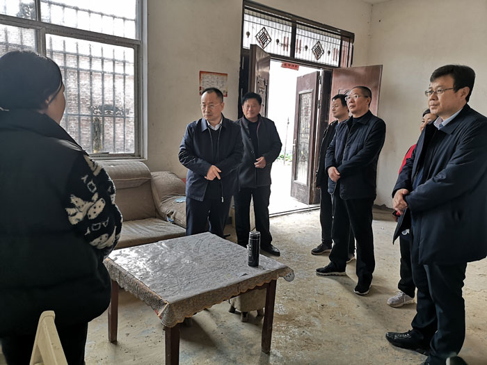 縣政協(xié)主席周明河到綠洲街道辦事處督導(dǎo)鞏固脫貧攻堅(jiān)成果后評(píng)估工作