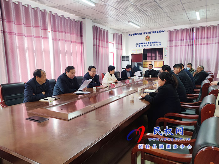 市人大常委會副主任、市總工會主席姬脈常到白云寺鎮(zhèn)柏木崗村開展鞏固脫貧成果“大排查大整改”活動
