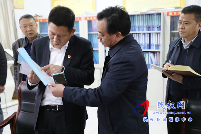 縣委常委、縣紀委書記、縣監(jiān)委主任冉燃到龍?zhí)伶?zhèn)調(diào)研指導鞏固拓展脫貧攻堅后評估工作
