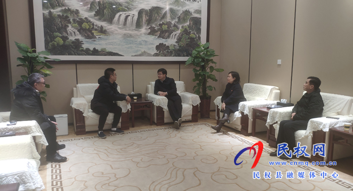 縣領(lǐng)導(dǎo)張團(tuán)結(jié)、王靜嫻會(huì)見來(lái)民客商