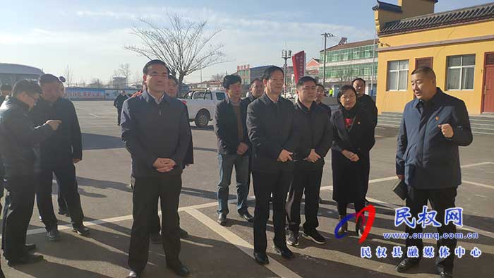 省交通事業(yè)發(fā)展中心主任、黨委副書(shū)記溫勝?gòu)?qiáng)到民調(diào)研普通公路工作