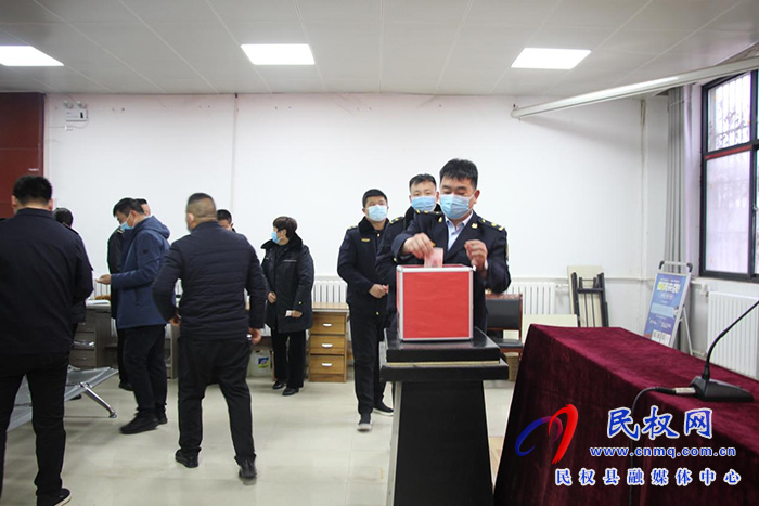 縣城市管理局：積極開展“送溫暖 獻(xiàn)愛心”捐款活動