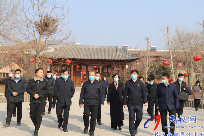 市委書記李國勝蒞民調研文化產業(yè)發(fā)展和慰問駐村工作隊員