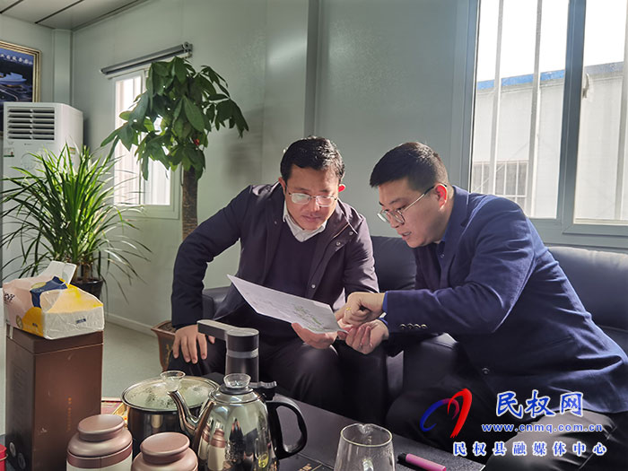 縣委常委、統(tǒng)戰(zhàn)部長(zhǎng)李君開(kāi)展“企業(yè)服務(wù)日”活動(dòng)