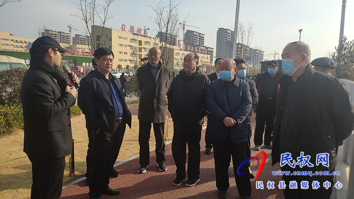 我縣組織縣處級退休老干部參觀城市建設(shè)
