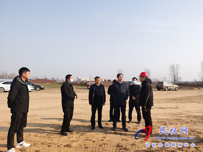 縣委常委、常務(wù)副縣長王景義調(diào)研企業(yè)運(yùn)營情況