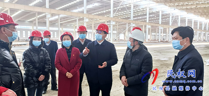 縣委書記張團結調研重點項目建設工作
