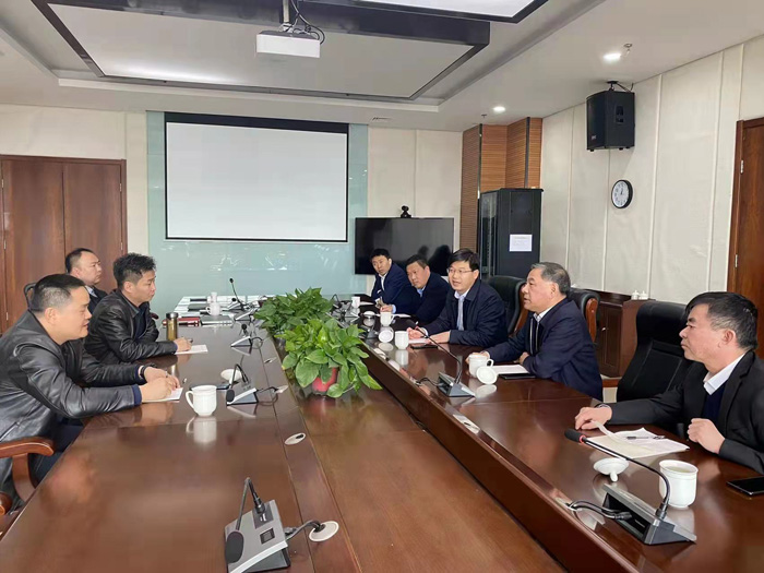 縣委書記張團(tuán)結(jié)率隊赴山東開展招商活動