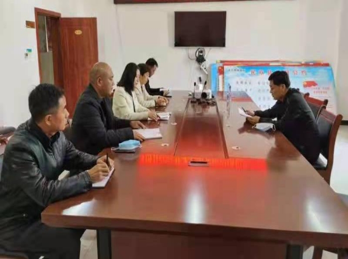 縣供銷社學(xué)習(xí)貫徹《全省供銷合作社第七屆理事會(huì)第六次全體會(huì)議》會(huì)議精神