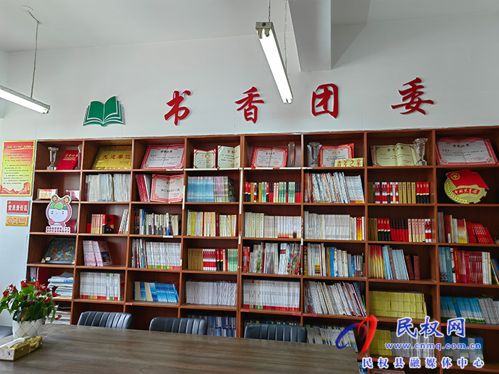 縣團(tuán)委開(kāi)展“書(shū)香團(tuán)委 全民閱讀”活動(dòng)