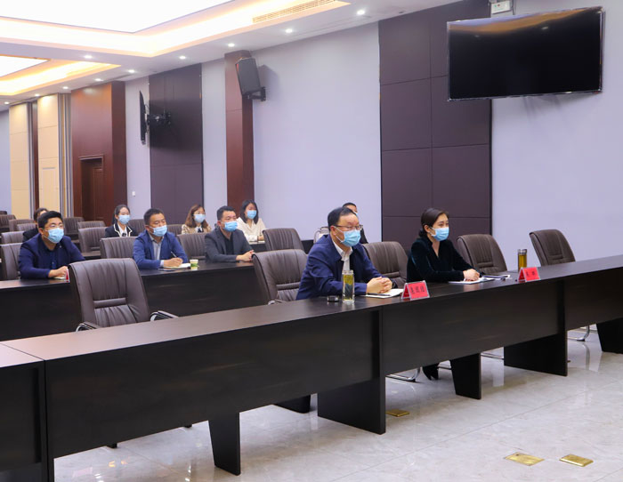 我縣組織收聽收看慶祝中國共產(chǎn)主義青年團(tuán)成立100周年大會直播