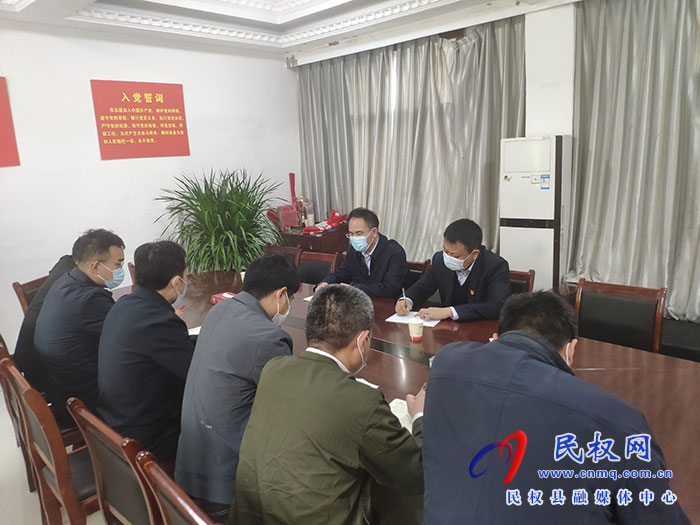 縣領(lǐng)導王景義、賈濤到北關(guān)鎮(zhèn)督導疫情防控工作