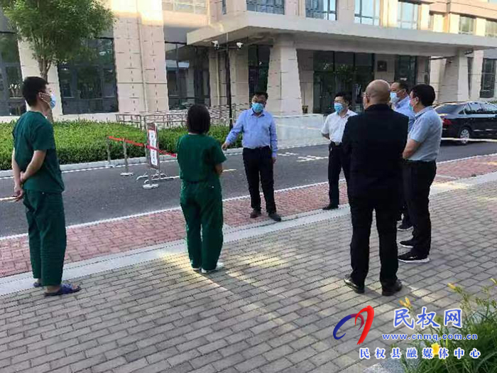 縣委常委、宣傳部長、副縣長畢道喜督導(dǎo)檢查考生返民集中隔離情況