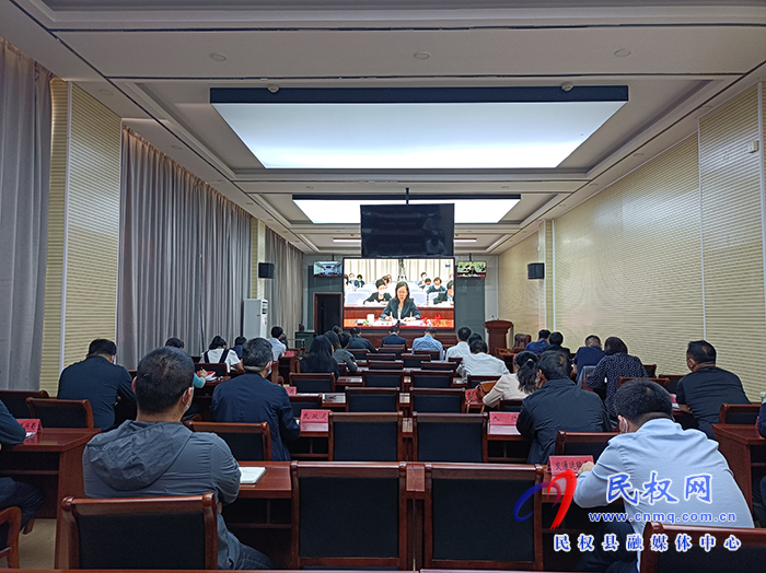 我縣組織收聽收看全國(guó)普通高等學(xué)校畢業(yè)生就業(yè)創(chuàng)業(yè)工作電視電話會(huì)議