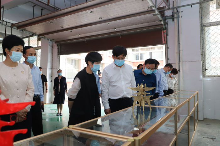 民權縣人民政府與商丘職業(yè)技術學院政校合作會談舉行