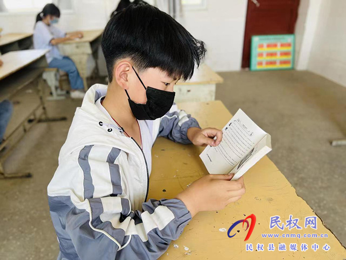 胡集鄉(xiāng)舉辦“慶六一閱讀伴我成長”主題閱讀活動