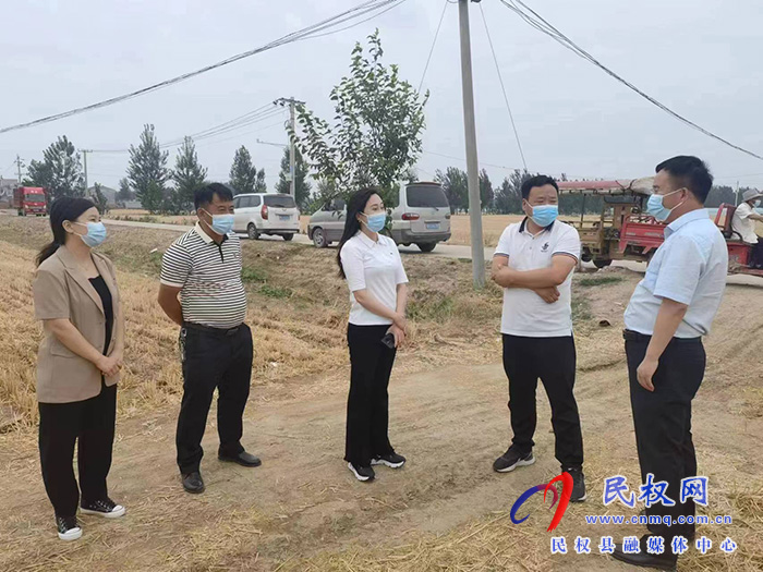 副縣長(zhǎng)朱琳、李衛(wèi)政到老顏集鄉(xiāng)督導(dǎo)疫情防控、“三夏”生產(chǎn)、人居環(huán)境集中整治工作