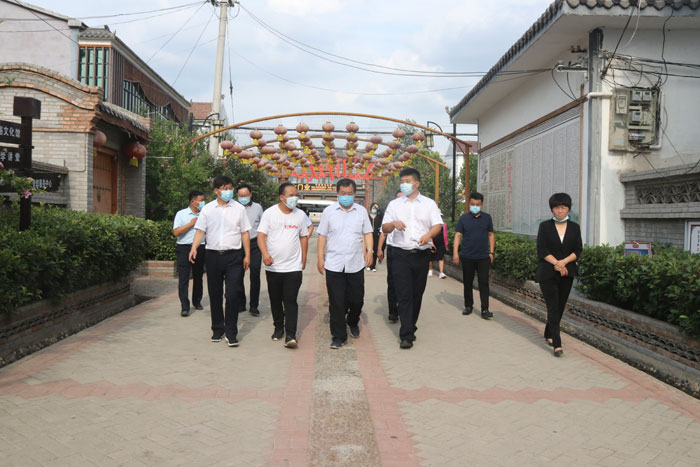 省鄉(xiāng)村振興局副局長汪繼章一行到民調(diào)研國家彩票公益金項目建設(shè)情況