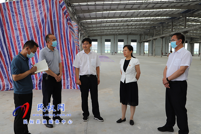 縣委書記張團(tuán)結(jié)調(diào)研“三個一批”項(xiàng)目建設(shè)情況