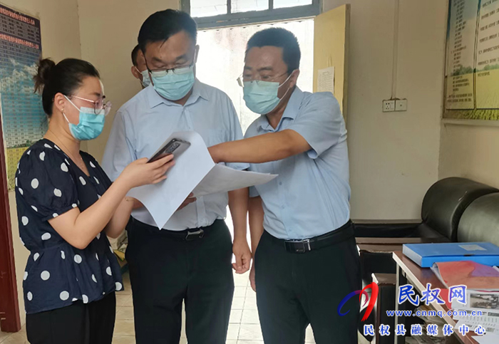 縣委常委、宣傳部長、副縣長畢道喜督查教育系統(tǒng)暑期防溺水工作