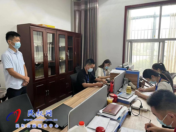 民權(quán)縣政務(wù)服務(wù)和大數(shù)據(jù)管理局組織開(kāi)展法治政府建設(shè)知識(shí)測(cè)試