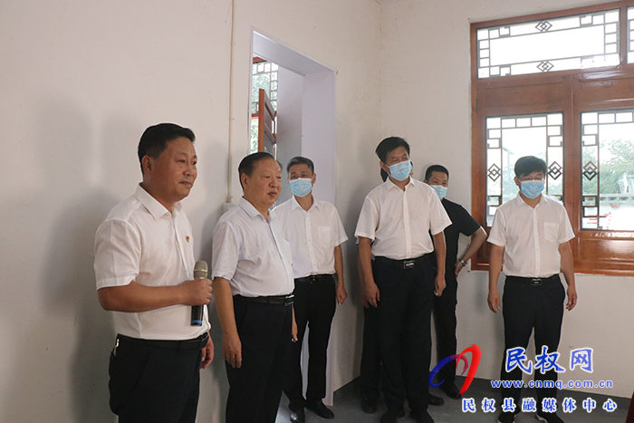 全市農(nóng)村人居環(huán)境集中整治行動暨農(nóng)業(yè)產(chǎn)業(yè)觀摩團蒞民觀摩