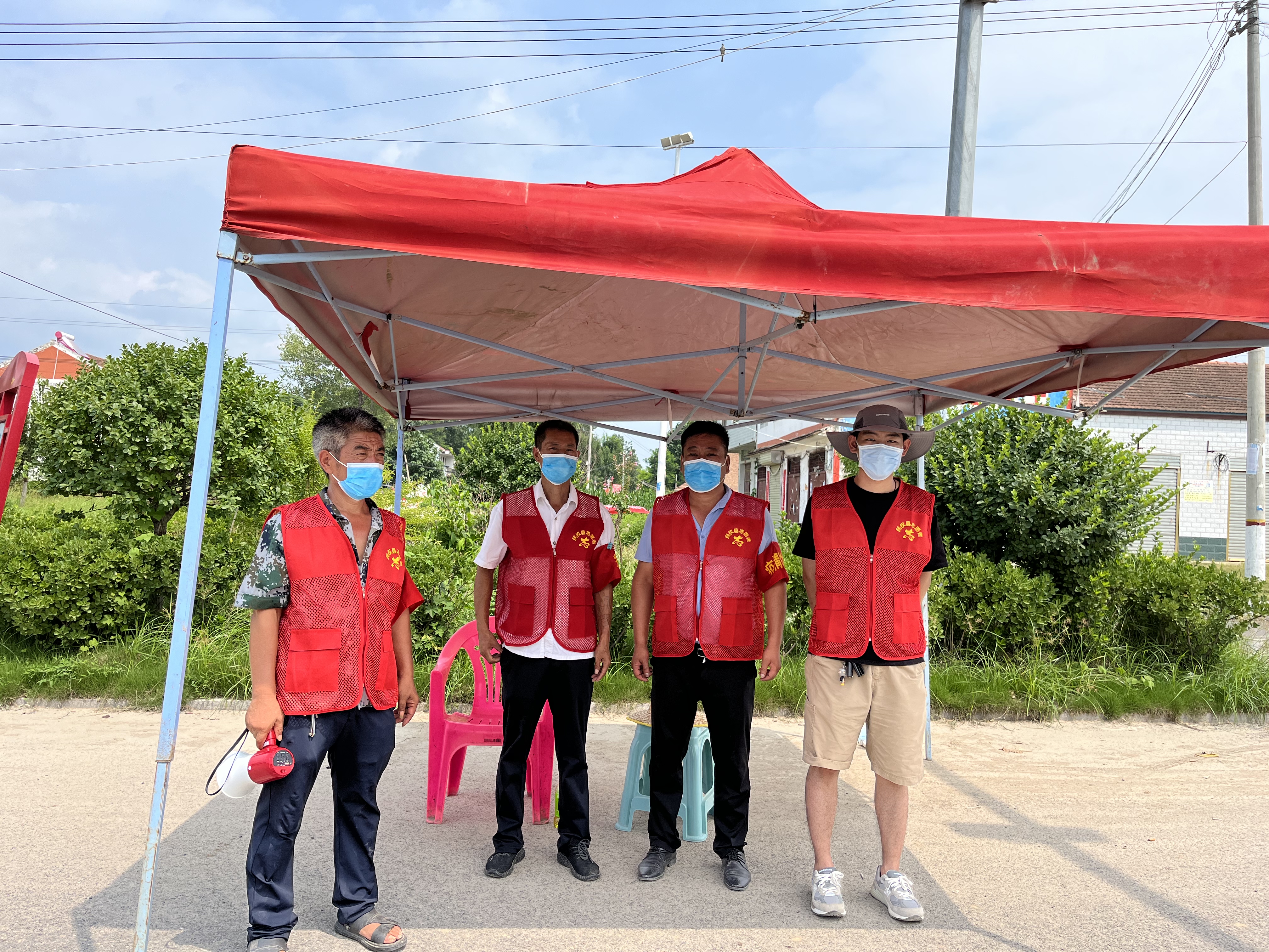 白云寺鎮(zhèn)：志愿者齊上陣，堅決打贏疫情防控攻堅戰(zhàn)