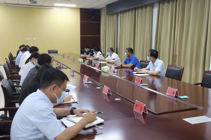 市委書記李國(guó)勝到我縣指導(dǎo)疫情防控工作