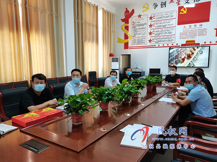 縣委常委、組織部長王義彬督導(dǎo)調(diào)研“五星”支部創(chuàng)建和軟弱渙散村黨組織整頓工作