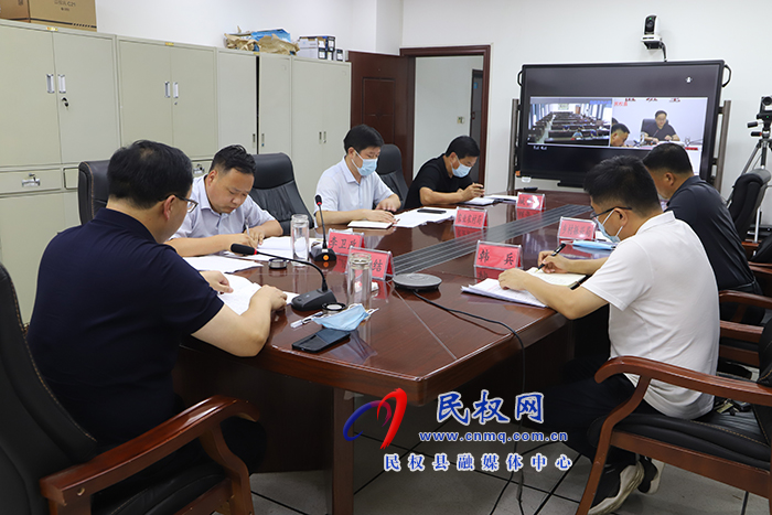 全縣鞏固脫貧攻堅(jiān)成果暨農(nóng)村人居環(huán)境整治和問題戶廁摸排整改工作促進(jìn)會(huì)召開