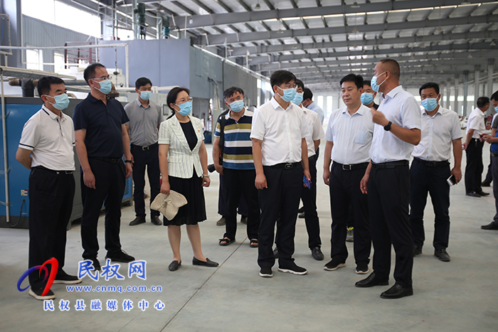 縣委書記張團結(jié)調(diào)研招商引資重點項目建設工作