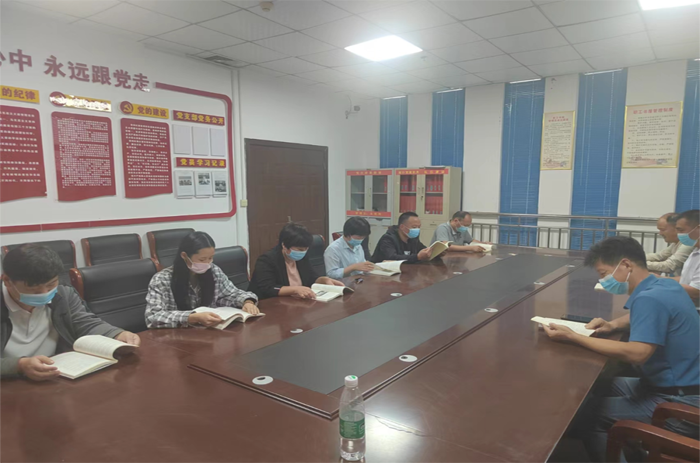 民權(quán)縣部分鄉(xiāng)鎮(zhèn)和縣直單位開(kāi)展“讀書(shū)交流會(huì)”活動(dòng)