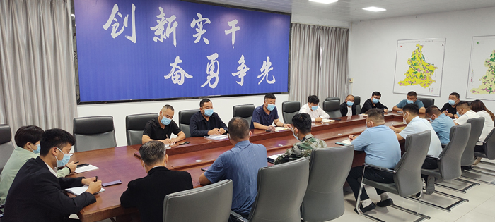 野崗鎮(zhèn)黨委理論學(xué)習(xí)中心組開展《習(xí)近平談治國理政》第四卷學(xué)習(xí)研討會(huì)