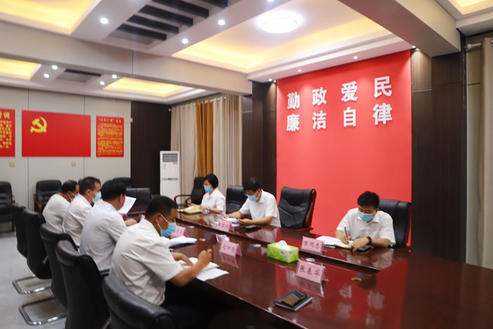 縣委書記張團(tuán)結(jié)調(diào)研信訪維穩(wěn)工作