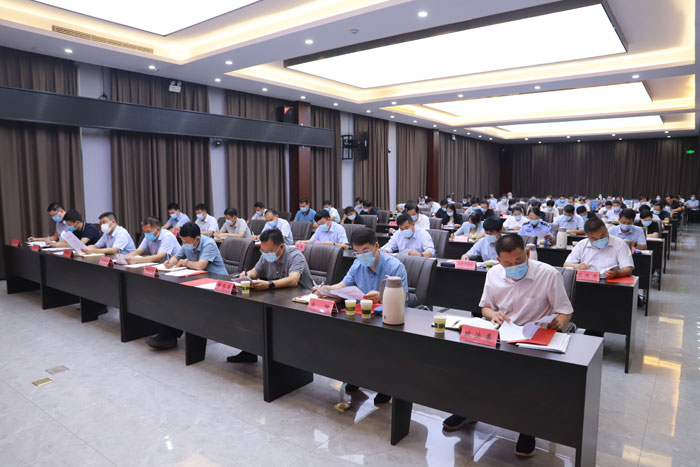 民權(quán)縣深化“放管服效”改革暨優(yōu)化營商環(huán)境攻堅(jiān)推進(jìn)會(huì)召開