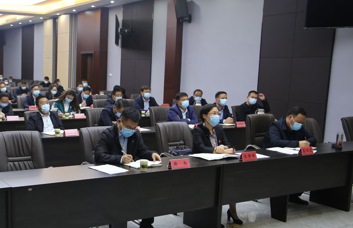 我縣組織收聽收看全省深入推進(jìn)農(nóng)村戶廁問題摸排改回頭看暨農(nóng)村人居環(huán)境集中整治行動(dòng)電視電話會(huì)議