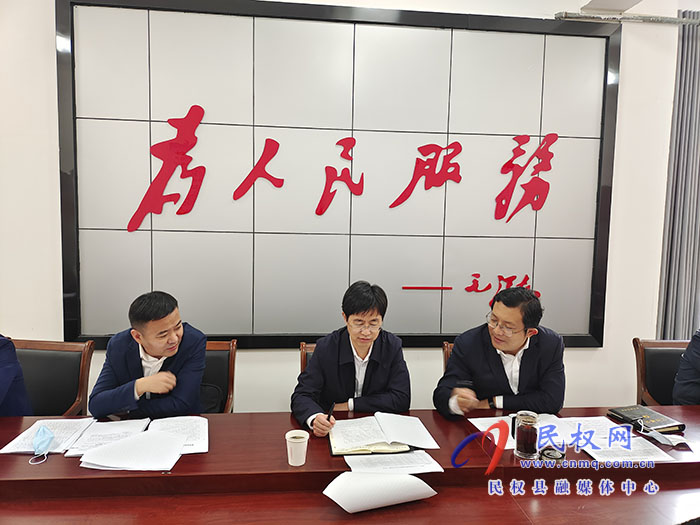 縣高新區(qū)黨工委書(shū)記張愛(ài)軍到南華街道辦事處調(diào)研督導(dǎo)黨的二十大信訪(fǎng)穩(wěn)定和疫情防控工作