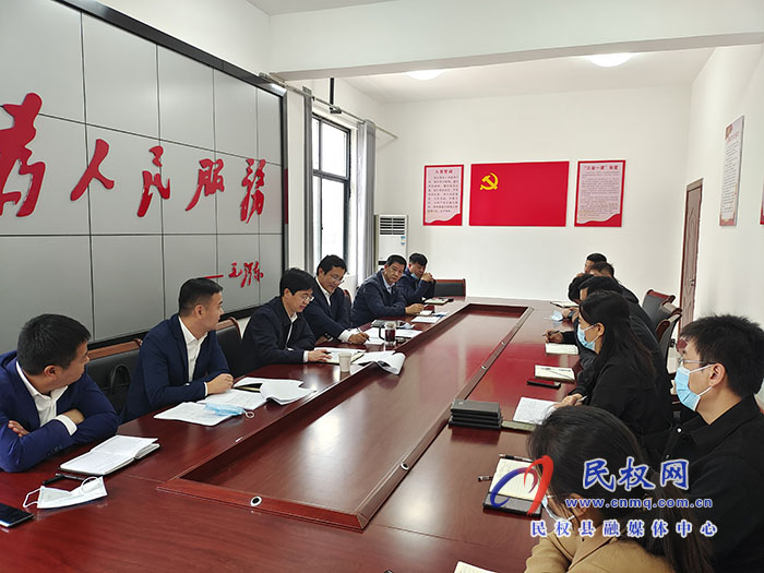 縣高新區(qū)黨工委書(shū)記張愛(ài)軍到南華街道辦事處調(diào)研督導(dǎo)黨的二十大信訪(fǎng)穩(wěn)定和疫情防控工作