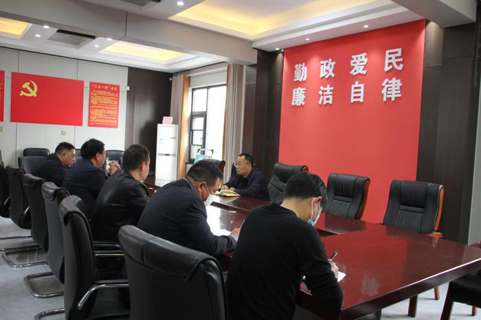 縣政協(xié)主席周明河到綠洲街道辦事處督導(dǎo)信訪(fǎng)維穩(wěn)、疫情防控、安全生產(chǎn)等工作