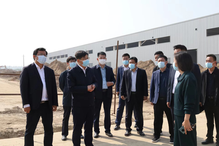 縣委書記張團結(jié)調(diào)研重點項目建設(shè)工作