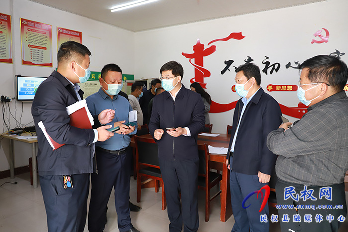 縣委書記張團結(jié)調(diào)研鞏固拓展脫貧攻堅成果同鄉(xiāng)村振興有效銜接、疫情防控、“五星”支部創(chuàng)建等工作