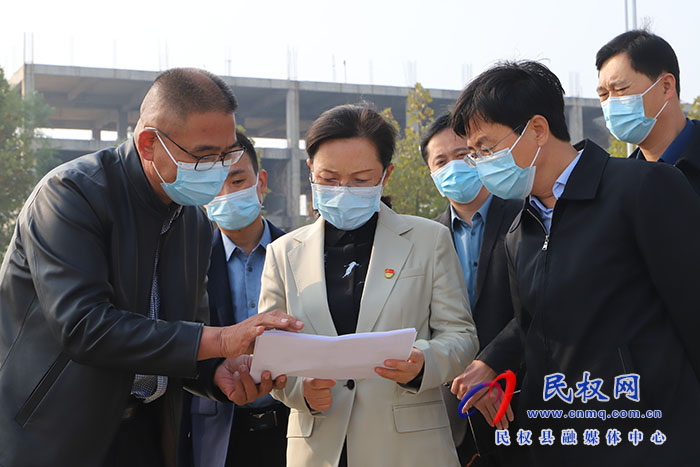縣委副書記、縣長王靜嫻調(diào)研重點項目建設(shè)情況