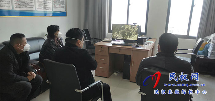民權縣住建局建筑科技節(jié)能服務中心組織學習收看《根脈》之《紅旗渠精神》系列專題片