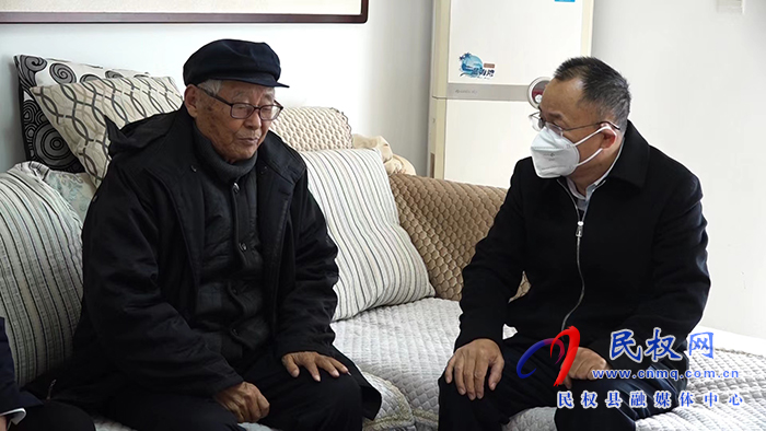 縣政協(xié)主席周明河看望慰問實職縣級退休干部