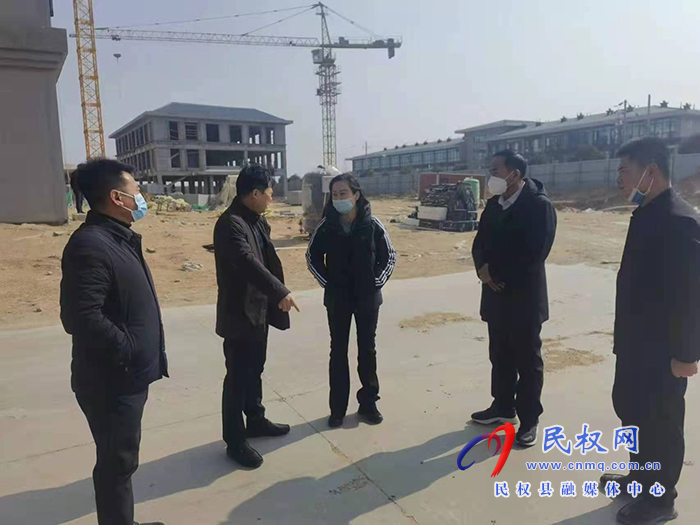 副縣長朱琳督導查看中醫(yī)院專項債券應急醫(yī)療救治能力項目與病房綜合樓建設項目