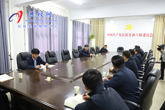 市人大常委會副主任、縣委書記張團(tuán)結(jié)調(diào)研督導(dǎo)違法違規(guī)占用耕地整治工作